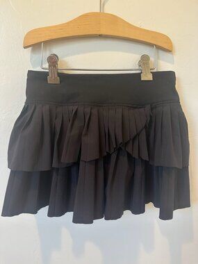 ivivva pleat the heat skirt black, girls size 10